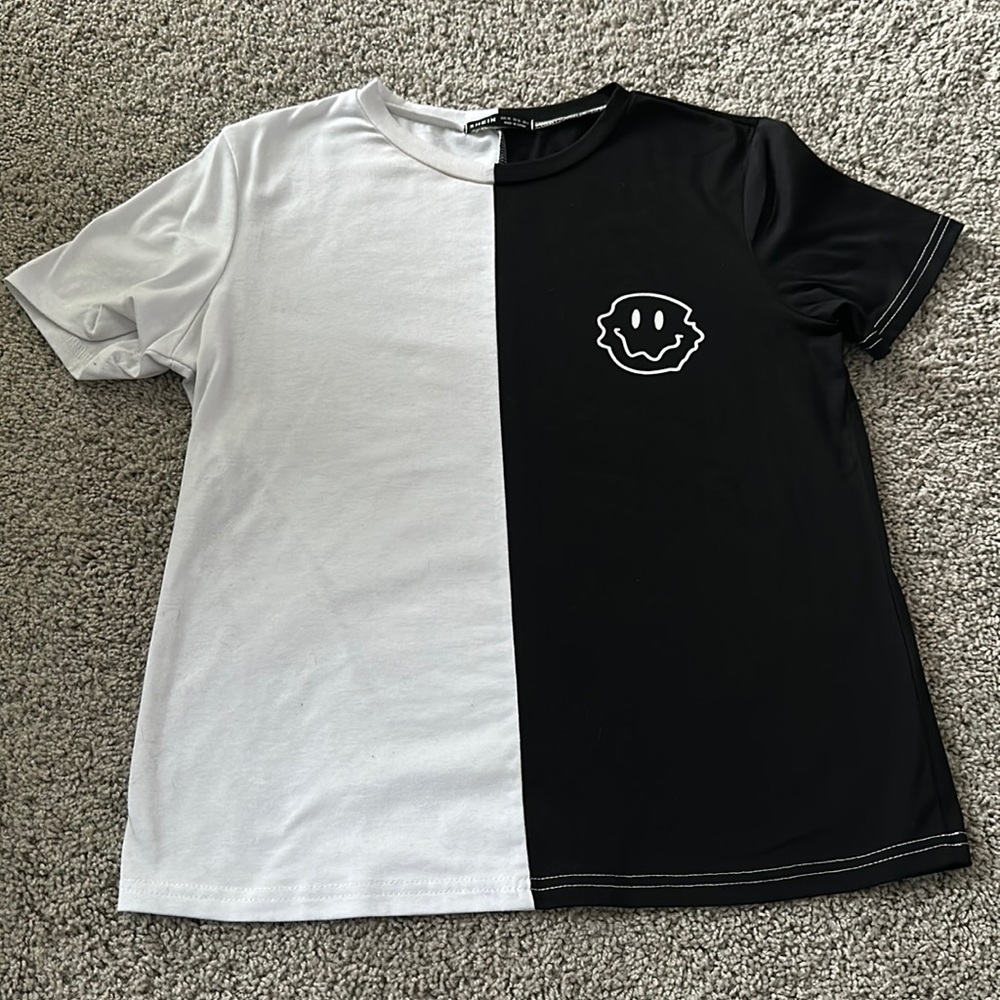 Color block happy tee